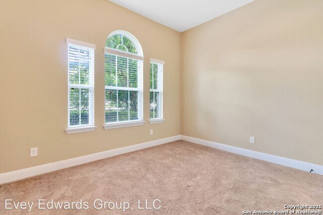 Building Photo - 5 br, 3 bath House - 12522 Lexi Petal