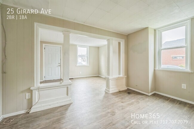 Foto del edificio - Spacious 2 bed 1 bath Home at a Precious p...