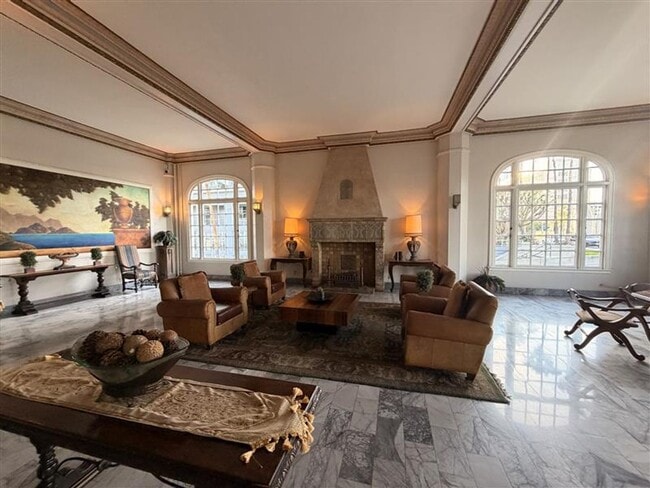 Building Photo - Historic 1BD in The Sovereign | New Appliances | Rooftop Access | Pet Friendly *$1,000.00 Off One...