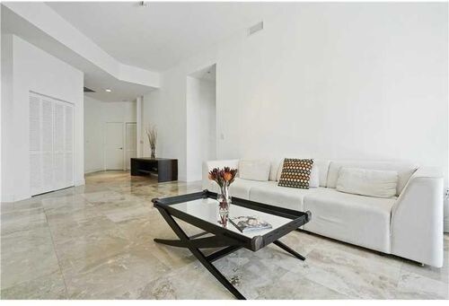 Building Photo - 7265 SW 89th St