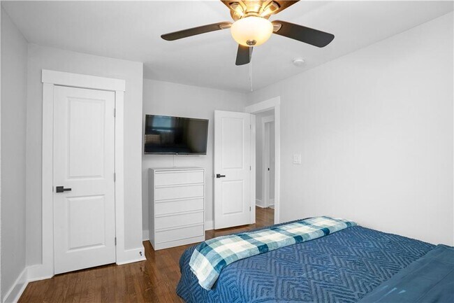 Foto del edificio - 1934 Pinedale Pl