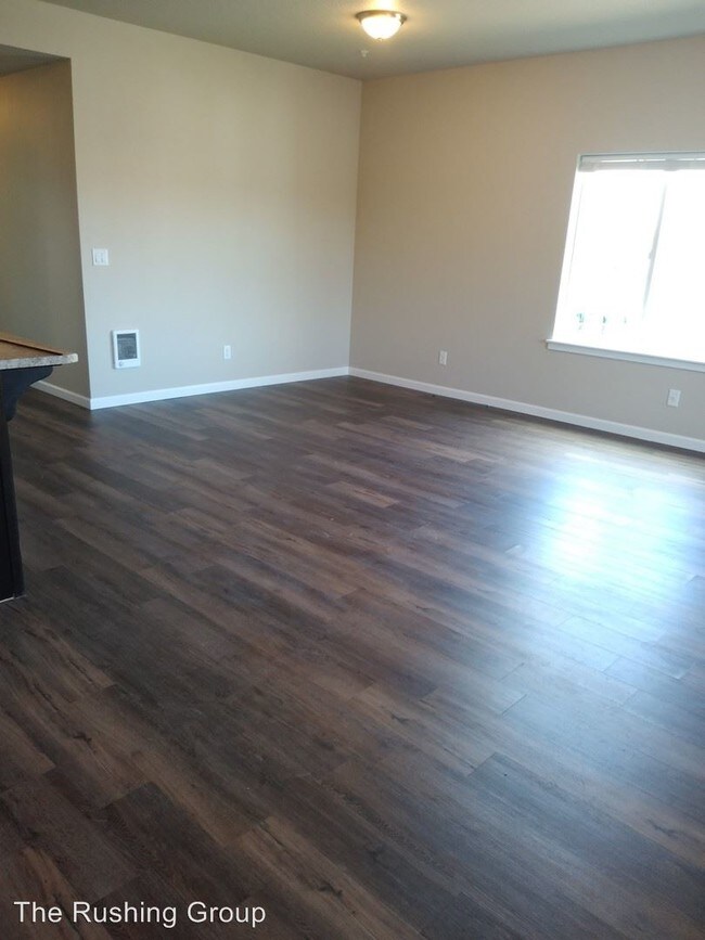 Foto del edificio - 1550-1560 23rd St SE
