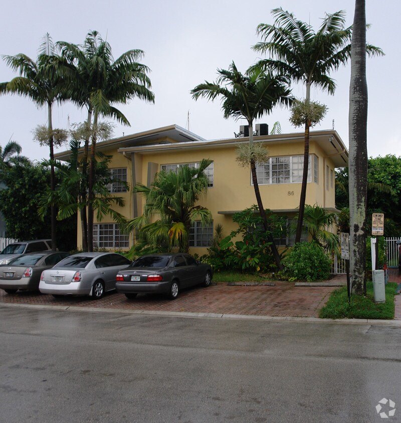 Primary Photo - 86 Isle of Venice Dr