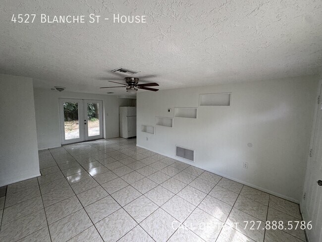 Foto del edificio - 4527 Blanche St