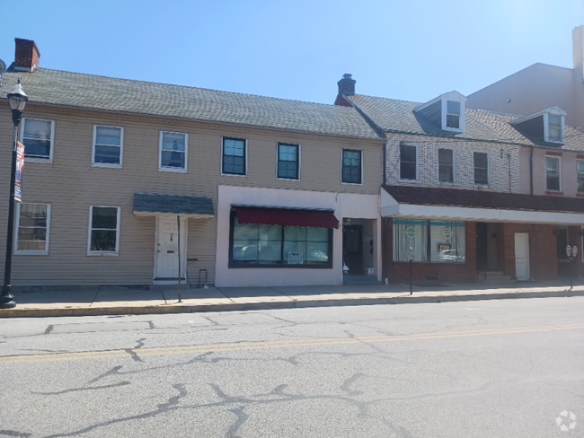 Building Photo - 17 N 4th St