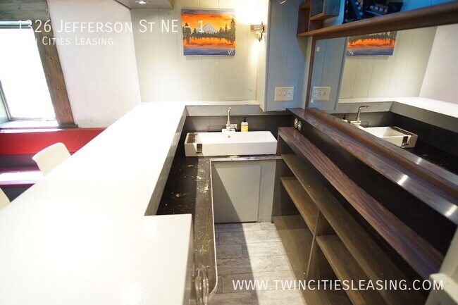 Foto del edificio - Clean - STUDIO in Lower Level