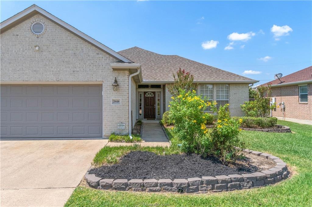 Primary Photo - 2618 Lochinvar Ln