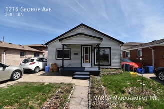 Building Photo - 1216 George Ave