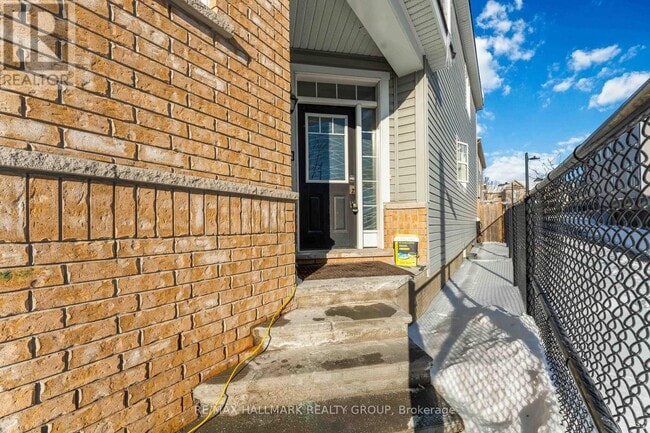 Building Photo - 168 Flowing Creek Cir