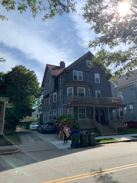 great Wayland/Fox Point location, close to schools, grocery, highway, RIPTA - 43 Pitman St