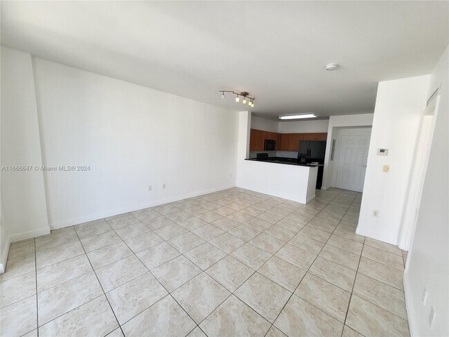 Foto del edificio - 2425 SW 27th Ave