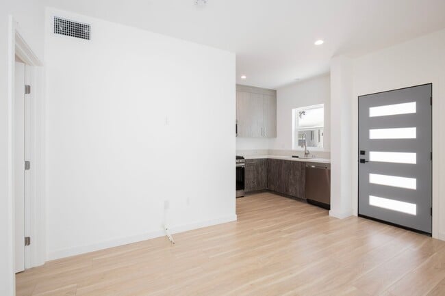 Foto del interior - Spaulding Square Stunner!!