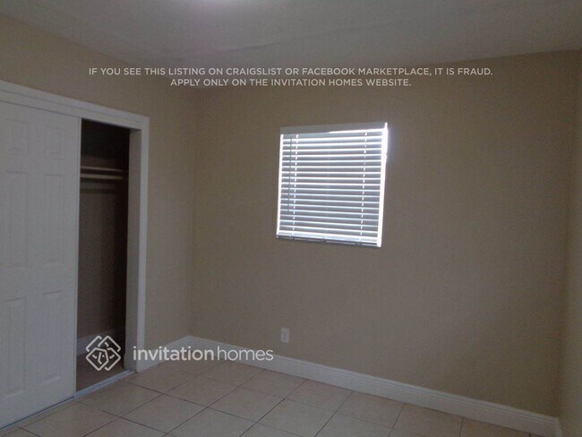 Foto del edificio - 2858 SW 4th Ct