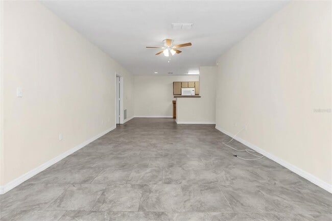 Building Photo - 4328 S Kirkman Rd