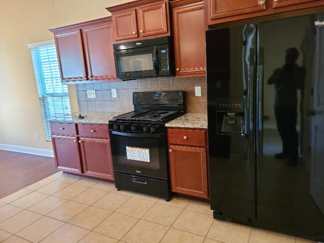 Foto del edificio - 4808 Hidden Valley Ct