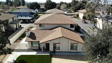 Building Photo - 1117 Oxford Dr