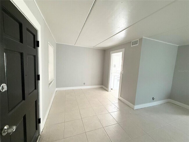 Foto del edificio - 302 Spg Gdn Ave S