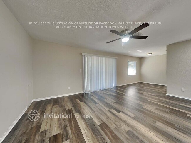 Foto del edificio - 3944 Porpoise Dr SE