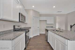 Foto del edificio - 906 Curly Top Ln