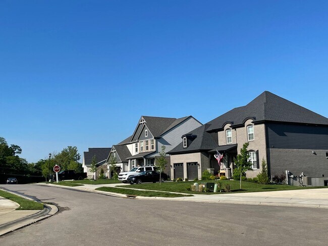 Foto del edificio - 4 Bedroom Single Family Home in Union