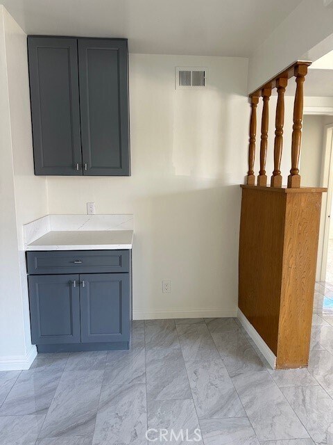 Foto del edificio - 3307 Isabel Ave