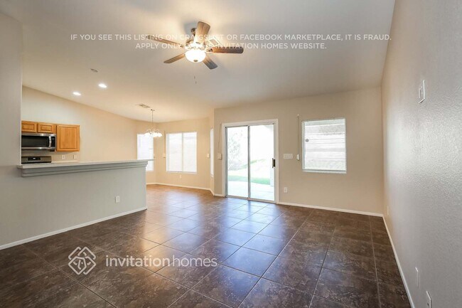 Foto del edificio - 1424 Laughing Larkspur Ave