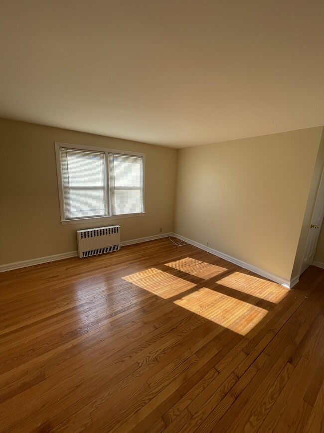 Bedroom - 342 Diamond Bridge Ave