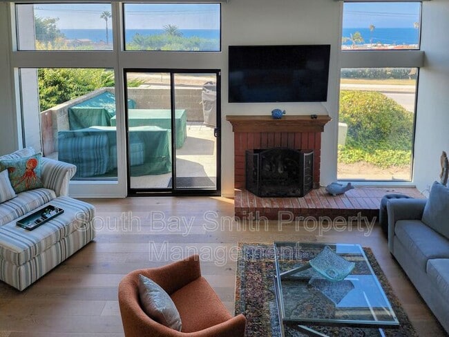Photo - 420 Palos Verdes Blvd Apartment