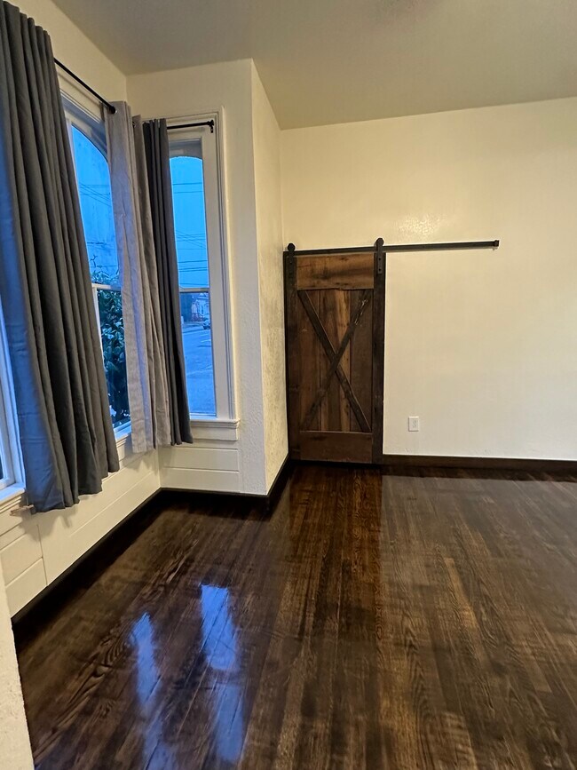 Foto del edificio - 639 16th St