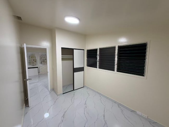 Building Photo - 1676 Hoonipo St