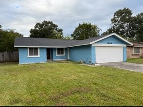 Building Photo - 16814 Barcelona Dr