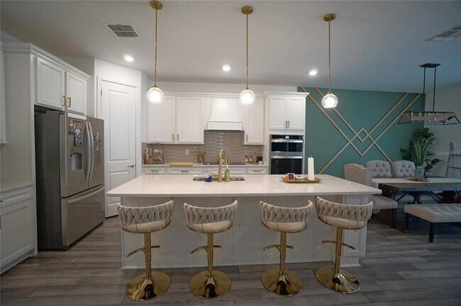Foto del edificio - 12905 Brookside Moss Dr