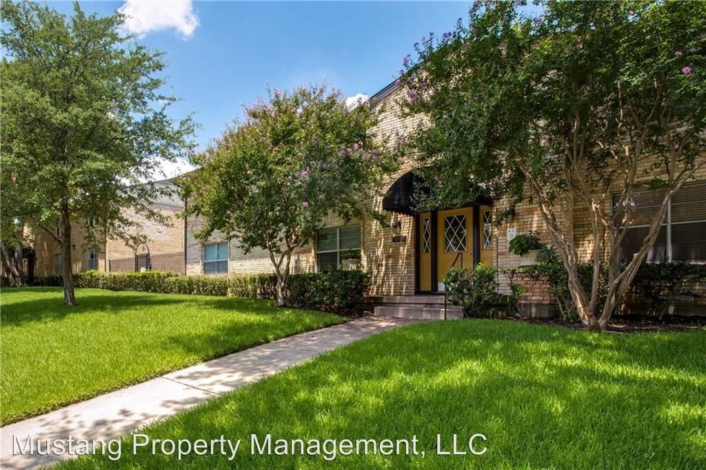 5825 Sandhurst Ln, Dallas, TX 75206 House Rental in Dallas, TX