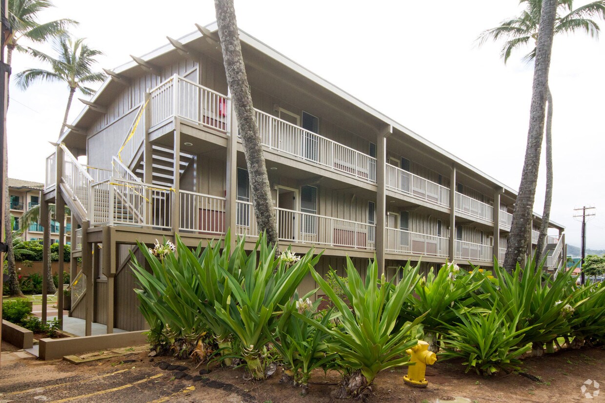 Bldg B Apartments in Kapaa, HI