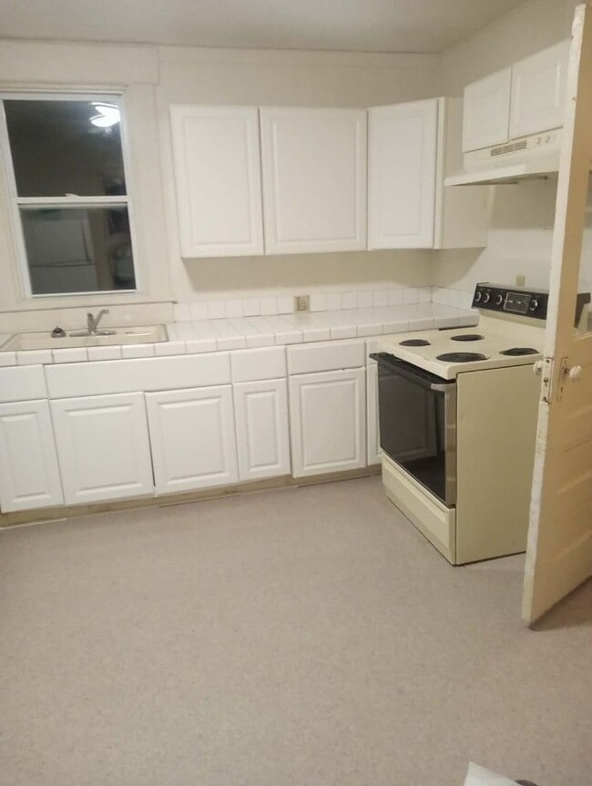 Foto del edificio - Act Fast - 2 Bedrooms Don't Last Long - Chanute KS