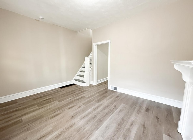 Photo - 1420 N Conestoga St Apartment