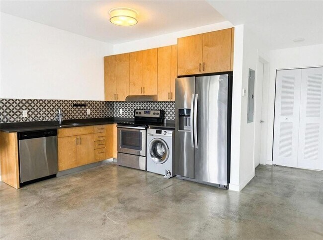 Foto del edificio - 765 NW 1st St