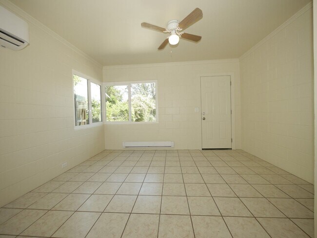 Foto del edificio - #5 - 606 Mountain Ranch Rd.