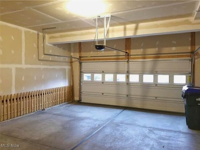Building Photo - 5055 Lake Forest Dr