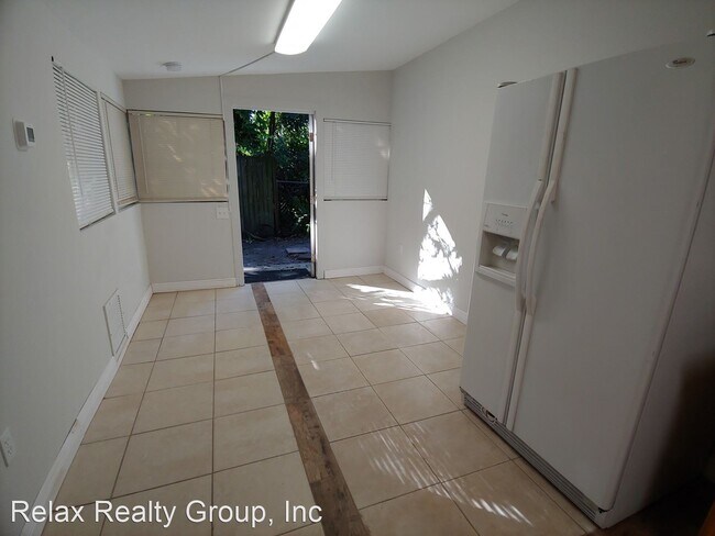 Building Photo - 1314 32nd St