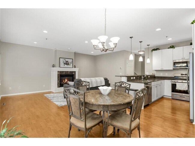 Building Photo - 17710 Valley Cove Ct