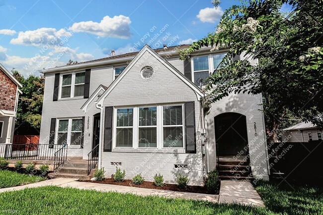 Building Photo - 2 br, 1 bath Duplex - 2810 Wooldridge Dr