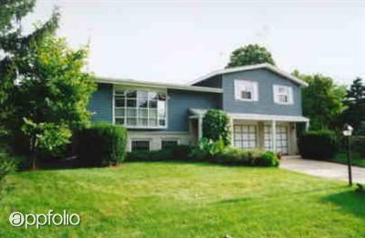Primary Photo - 2111 Romence Dr NE