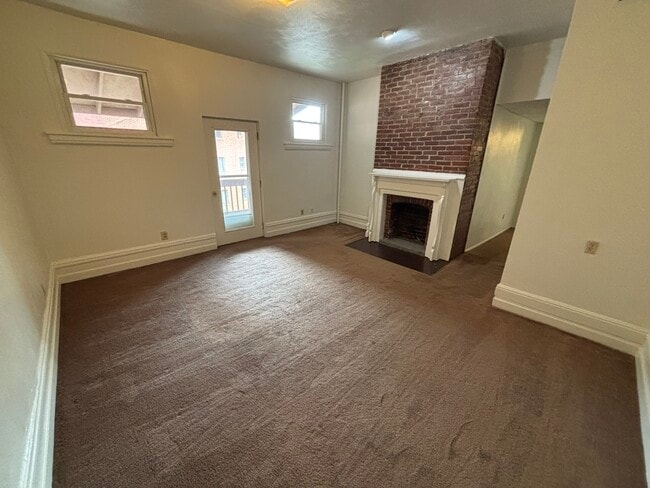 Building Photo - 333 Morewood Ave