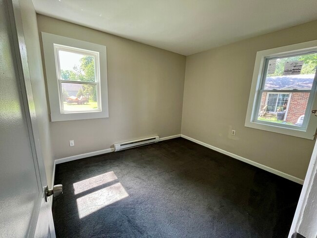 Building Photo - 200 Woodcrest Ave