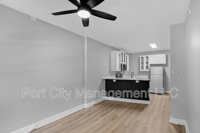 Foto del edificio - 1416 N Milton Ave
