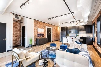 Building Photo - 1490 Lafayette St