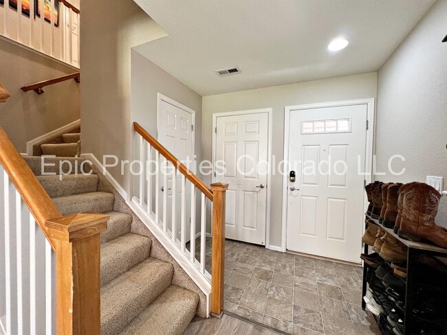 Foto del edificio - 12832 Mayfair Way