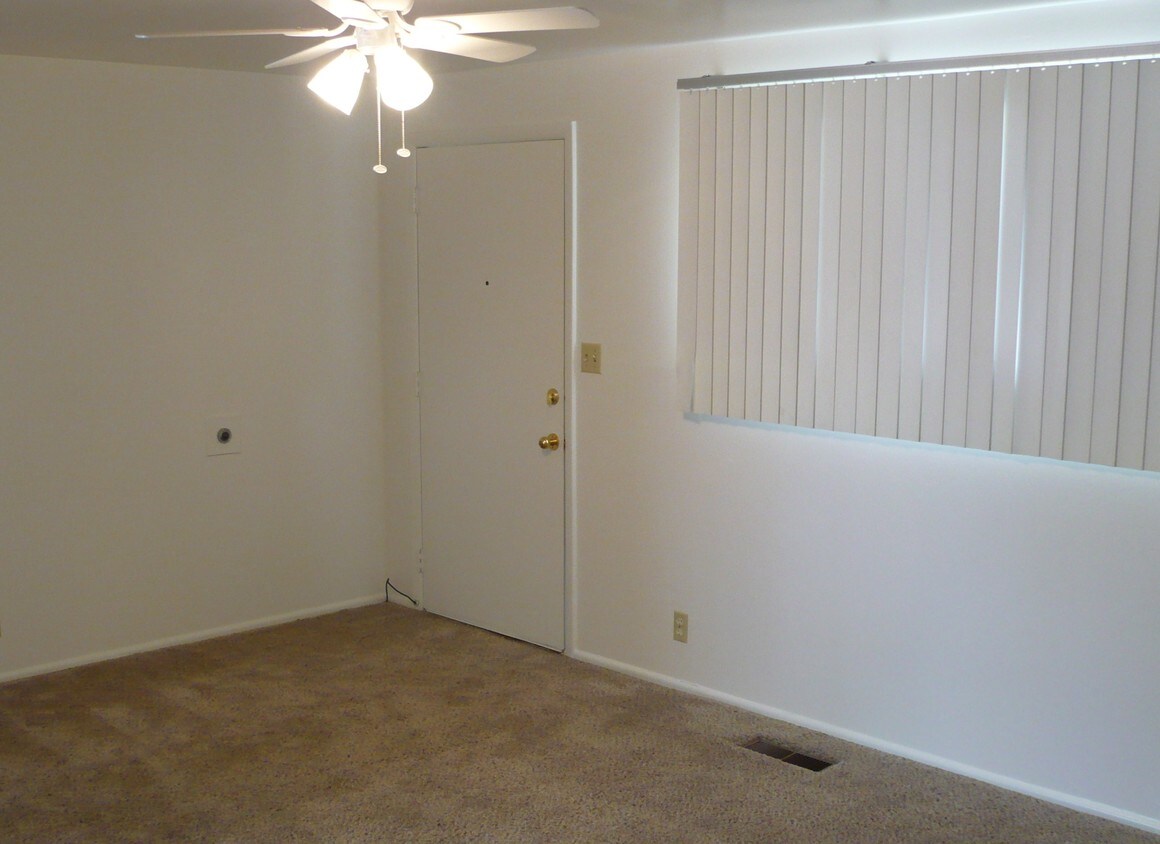 Primary Photo - 1127 E 960 S