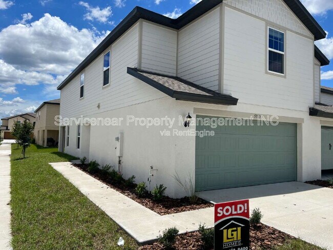 Foto del edificio - 5310 Companion Ln